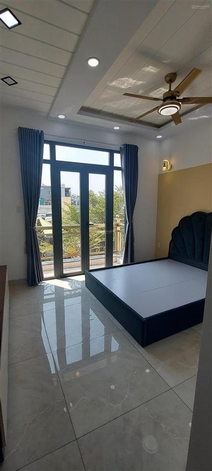 Kinh doanh đỉnh tiện ích bủa vây đường nhựa 8m  5 tầng dương quảng hàmkhu vực nhiều khách tìm.