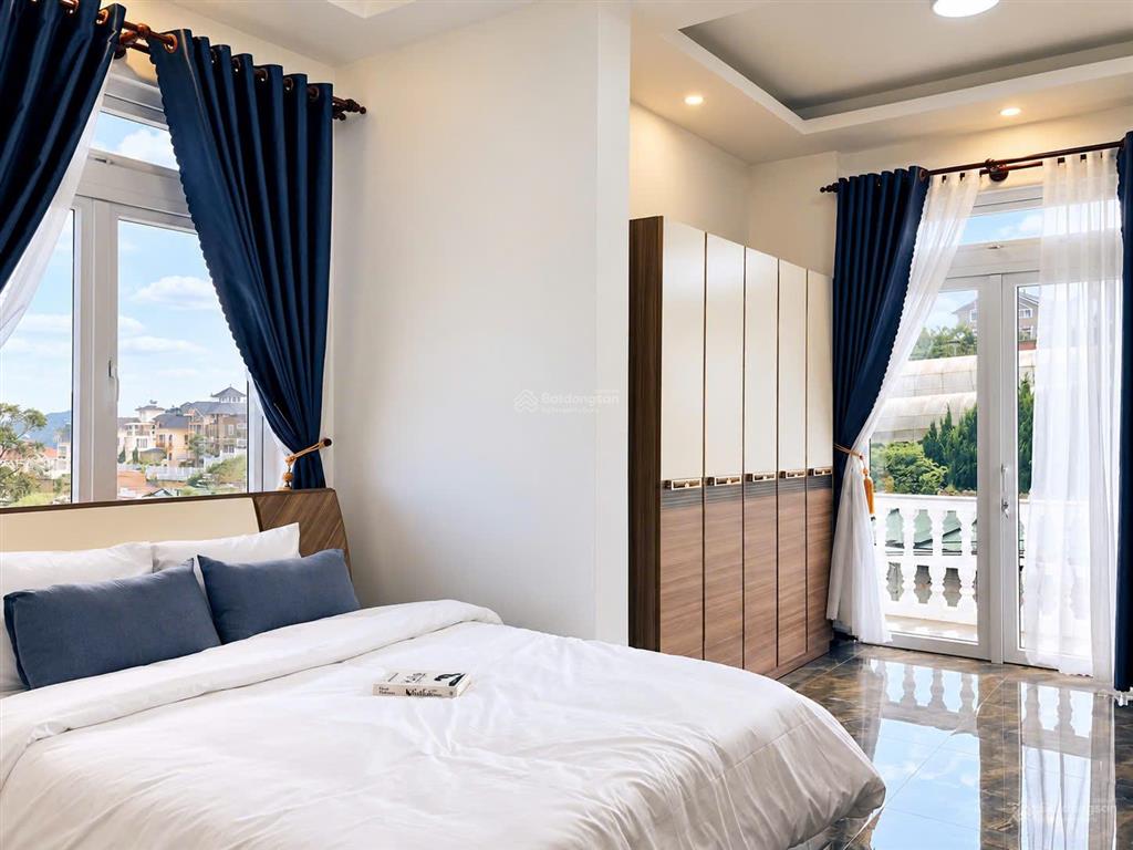 Hạ giá bán gấp khách sạn mặt tiền đường chính triệu việt vương 25 tỷ còn tl