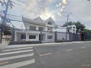 Mặt bằng kinh doanh góc 2 mặt tiền ngay chung cư siêu đẹp