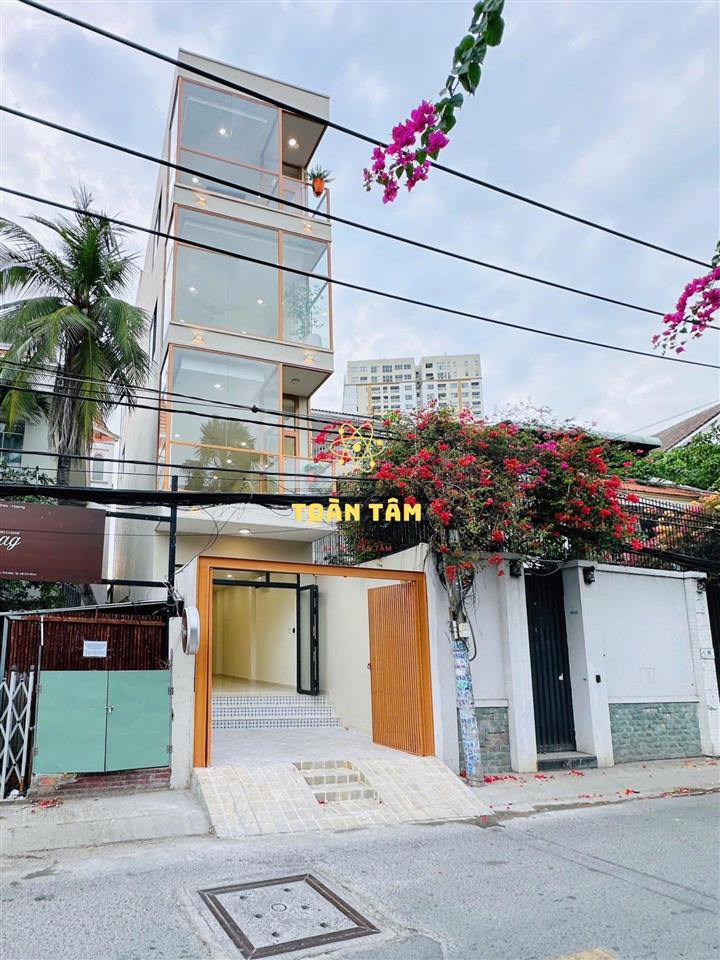 Bán nhà phố mặt tiền kinh doanh phường thảo điền