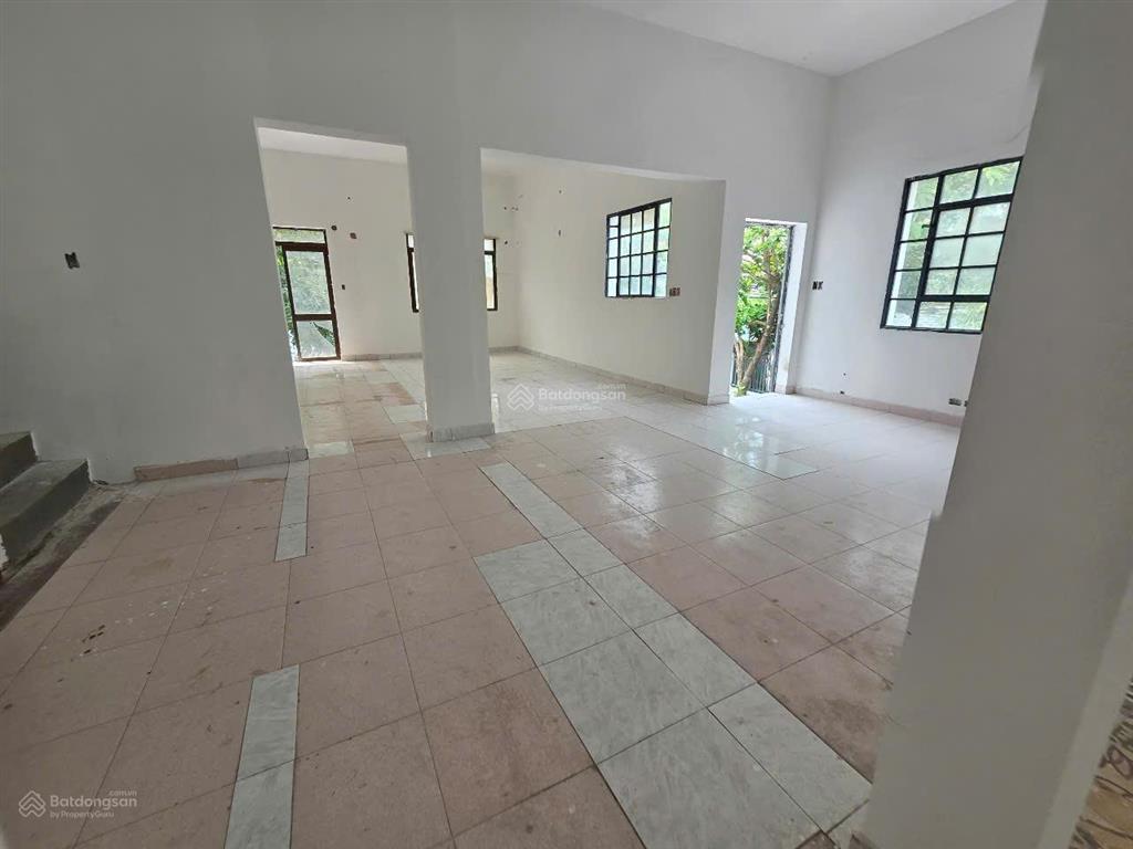 Cho thuê vila góc 2 mặt tiền thảo điền quận 2