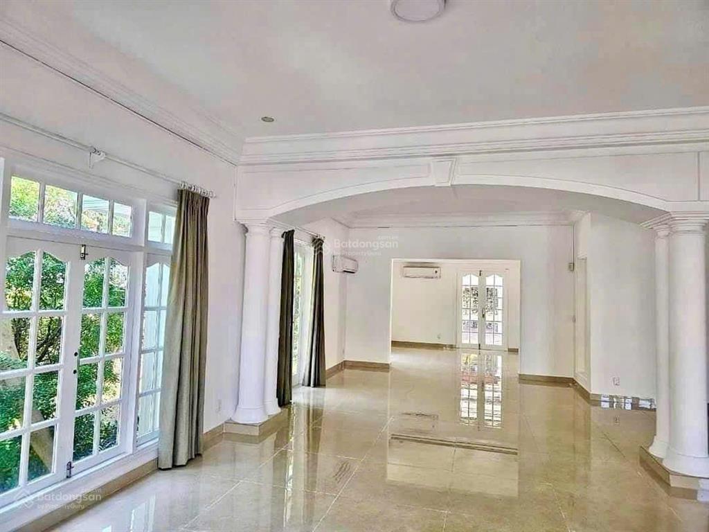 Cho thuê biệt thự sân vườn trần ngọc diện
