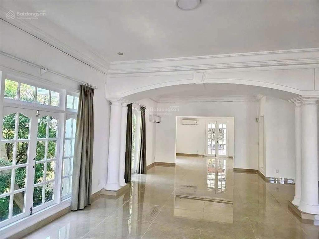 Cho thuê biệt thự sân vườn trần ngọc diện