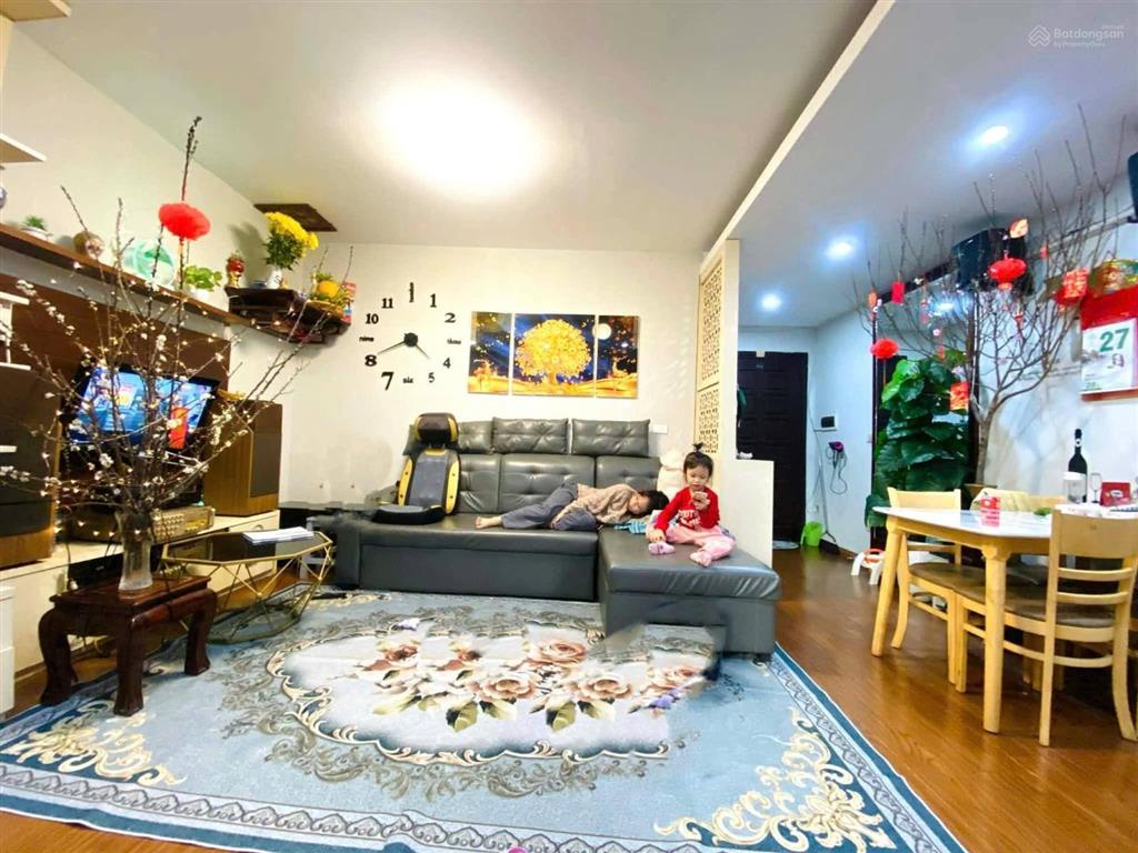 Nguyễn đức cảnh  căn hộ cc  lô góc  tầng thấp  các phòng đều thoáng sáng gần hồ đền lừ