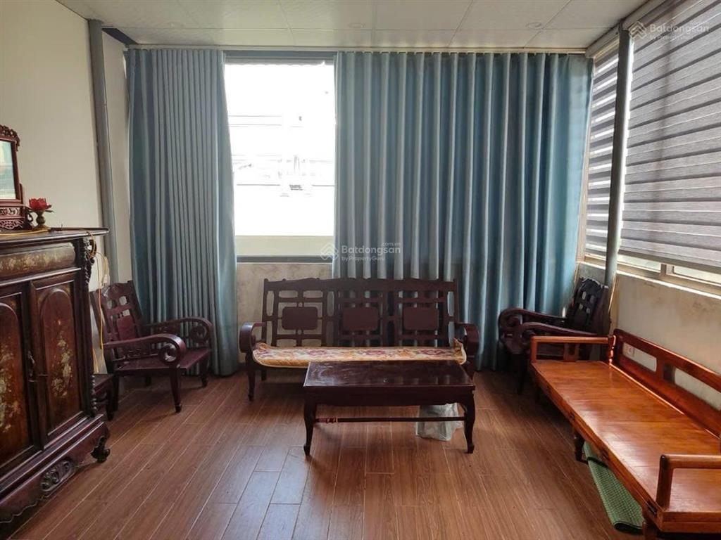 Đại la nhà mặt phố lô góc  ở hay kinh doanh đều rất phù hợp