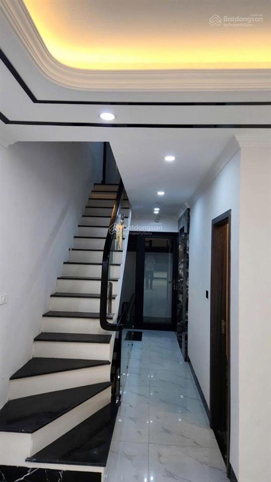 Đại la nhà mặt phố 7 tầng nổi, 1 tầng hâm ở bình an kinh doanh đại cát