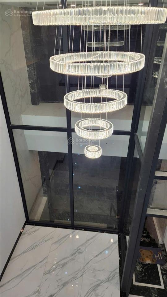 Đại la nhà mặt phố 7 tầng nổi, 1 tầng hâm ở bình an kinh doanh đại cát