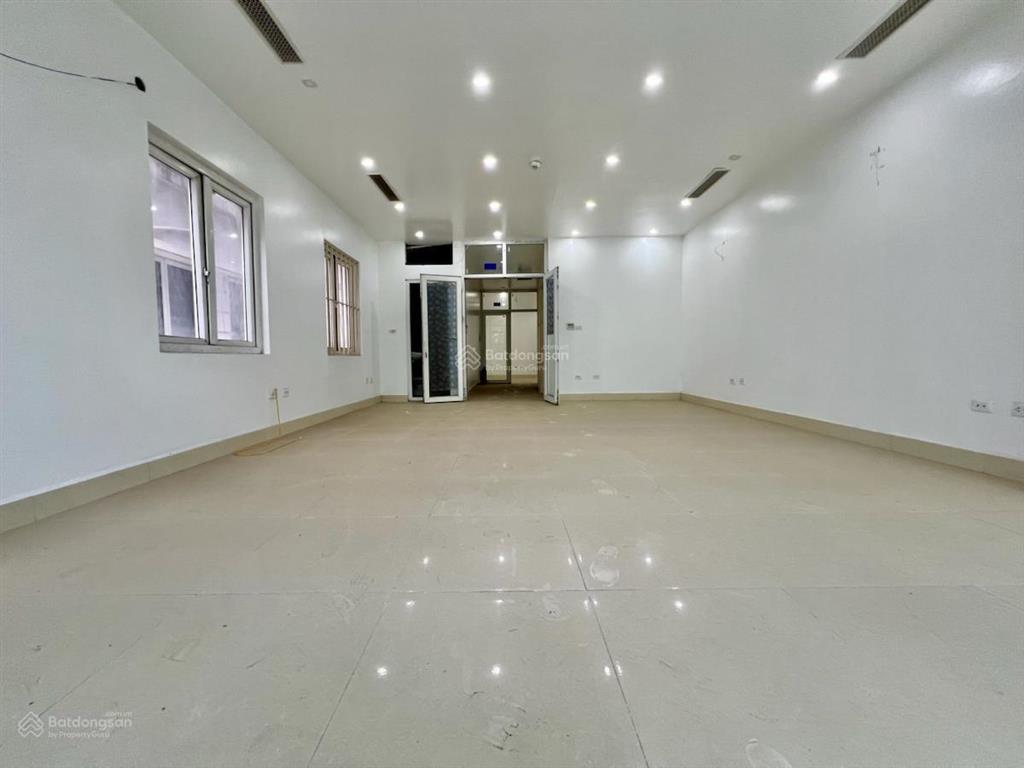 Đền lừ mặt phố 9 tầng thang máy, view hồ kinh doanh đa ngành