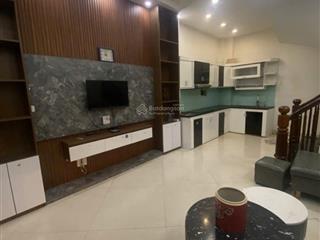 Đừng bỏ lỡ nhà mới nguyễn khang  cầu giấy  chỉ cách hồ 50m  ngõ thông