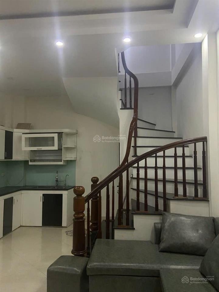 Đừng bỏ lỡ nhà mới nguyễn khang  cầu giấy  chỉ cách hồ 50m  ngõ thông