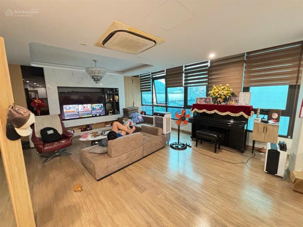 Kim mã  7 tầng thang máy  tự thiết kế  ô tô  lô góc  tặng toàn bộ nội thất sang trọng
