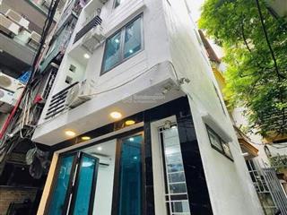 Yên hoà  nhà đẹp ở ngay  lô góc  full nội thất  sân rộng  gần phố