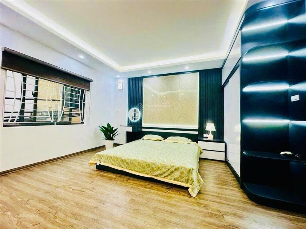 Kim ngưu  nhà đẹp dân xây  ngõ thông ba gác, vừa ở vừa kết hợp kinh doanh nhỏ