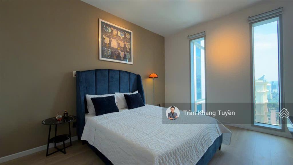 [bán gấp] căn hộ 2pn  view trực diện nhà thờ đức bà