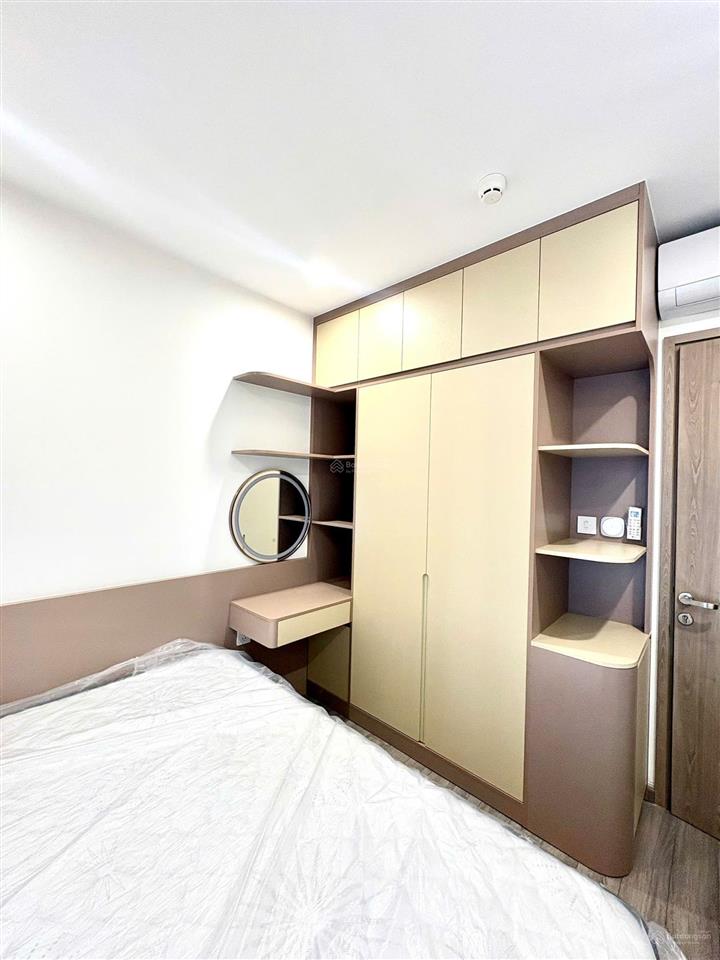 Cho thuê 2pn+ 69m² căn góc full đẹp, phân khu gh đối diện vincom