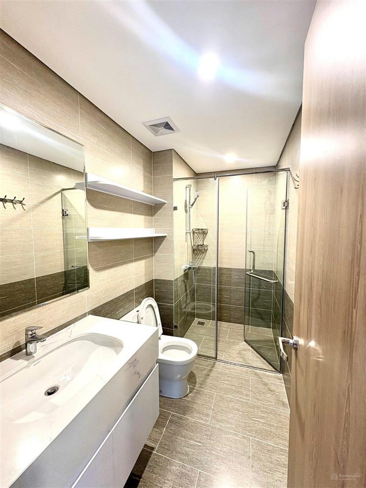Cho thuê 2pn+ 69m² căn góc full đẹp, phân khu gh đối diện vincom