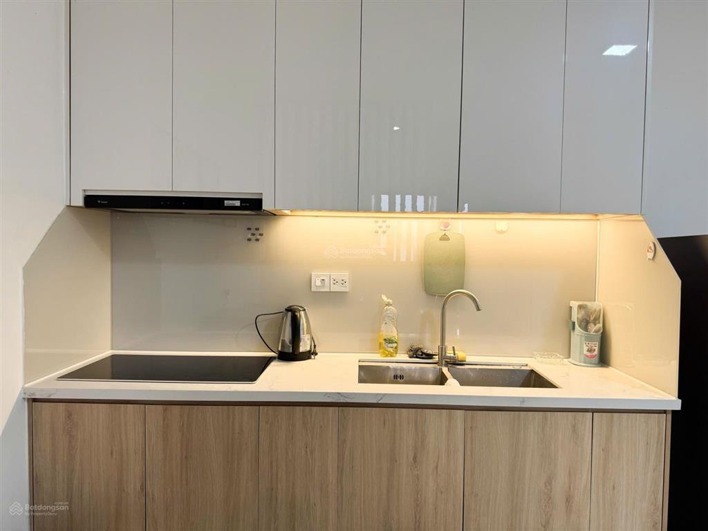Cho thuê officetel sunrise city đầy đủ nội thất. giá chỉ 11 triệu/tháng