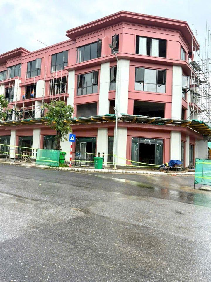 Bán liền kề 80m² ngay Đại Lộ Hải Vân - Vinhomes Hải Vân Bay, có VC 30% chỉ còn 4,8tỷ