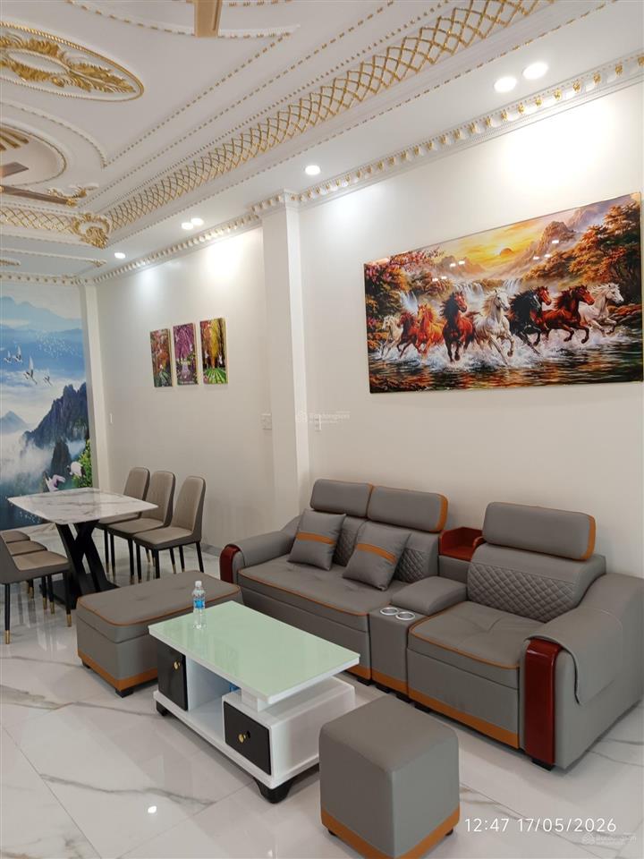 Bán nhà 3 lầu mới đẹp nội thất đầy đủ