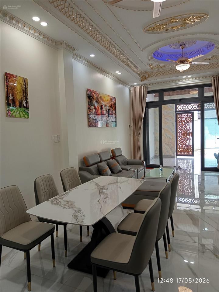 Bán nhà 3 lầu mới đẹp nội thất đầy đủ
