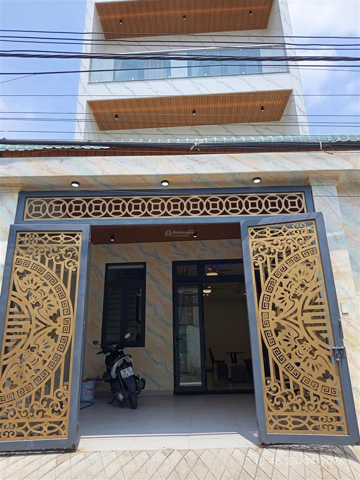 Bán nhà 3 lầu mới đẹp nội thất đầy đủ