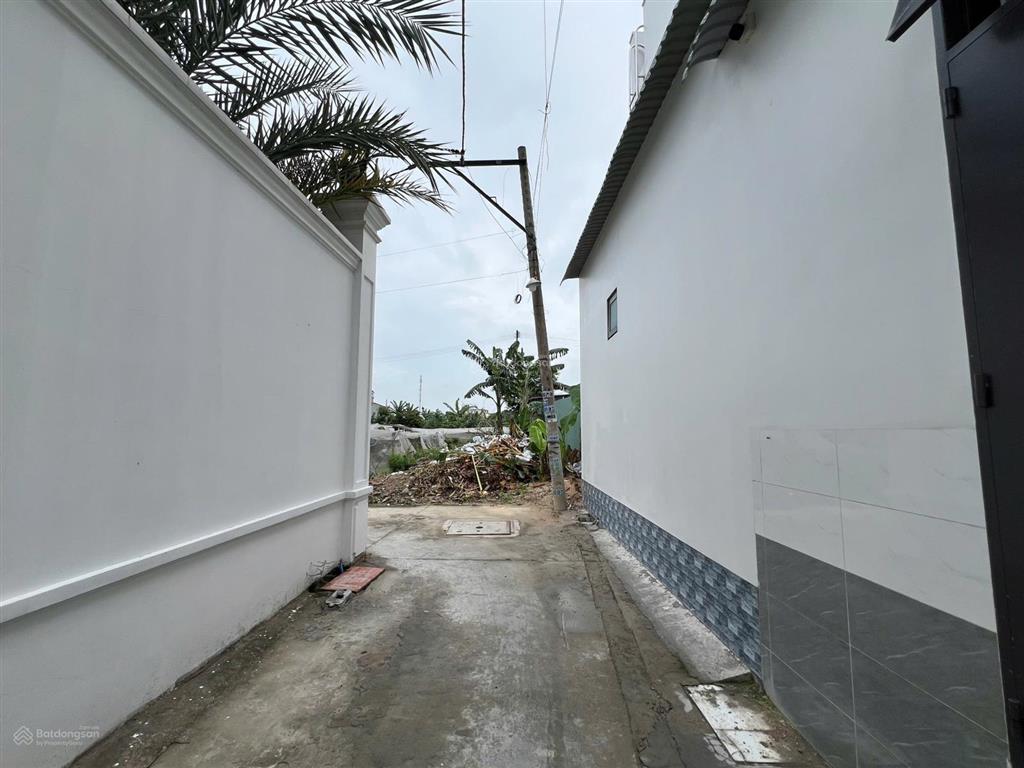 Đất 4x20m shr hẻm xe 7 chỗ sạch đẹp gần chợ hóc môn