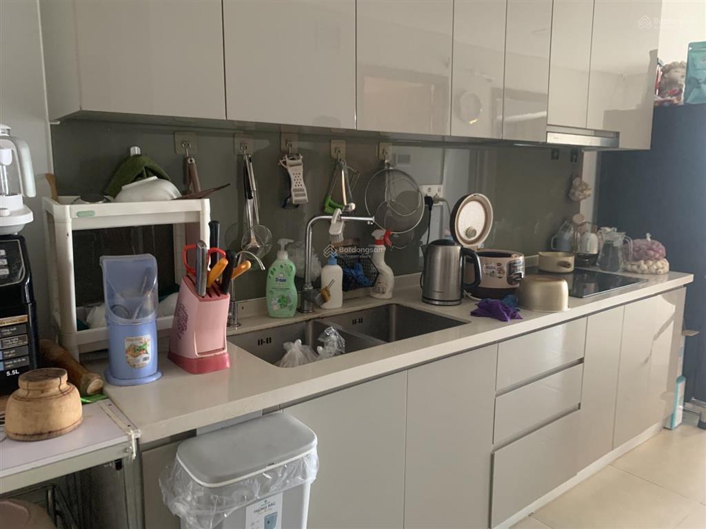 Căn hộ 2pn (55m2) tầng trung, nhà mới full nội thất, lý tưởng để an cư lâu dài cho cả gia đình.