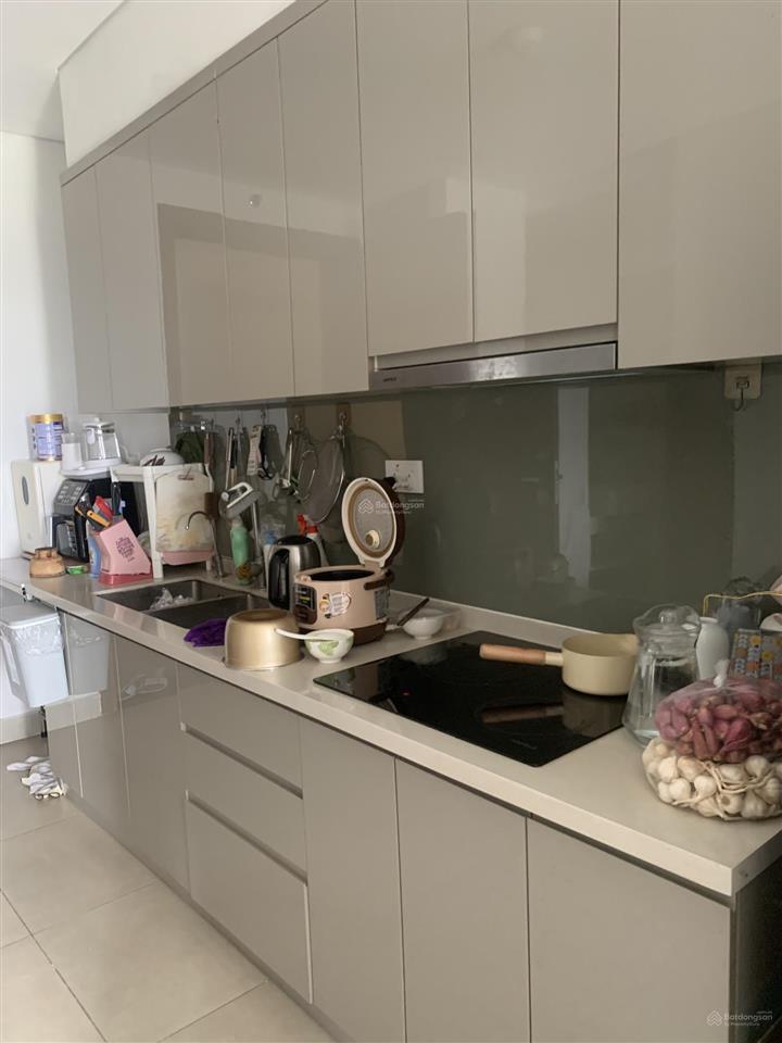 Căn hộ 2pn (55m2) tầng trung, nhà mới full nội thất, lý tưởng để an cư lâu dài cho cả gia đình.