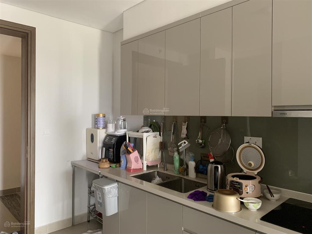 Căn hộ 2pn (55m2) tầng trung, nhà mới full nội thất, lý tưởng để an cư lâu dài cho cả gia đình.