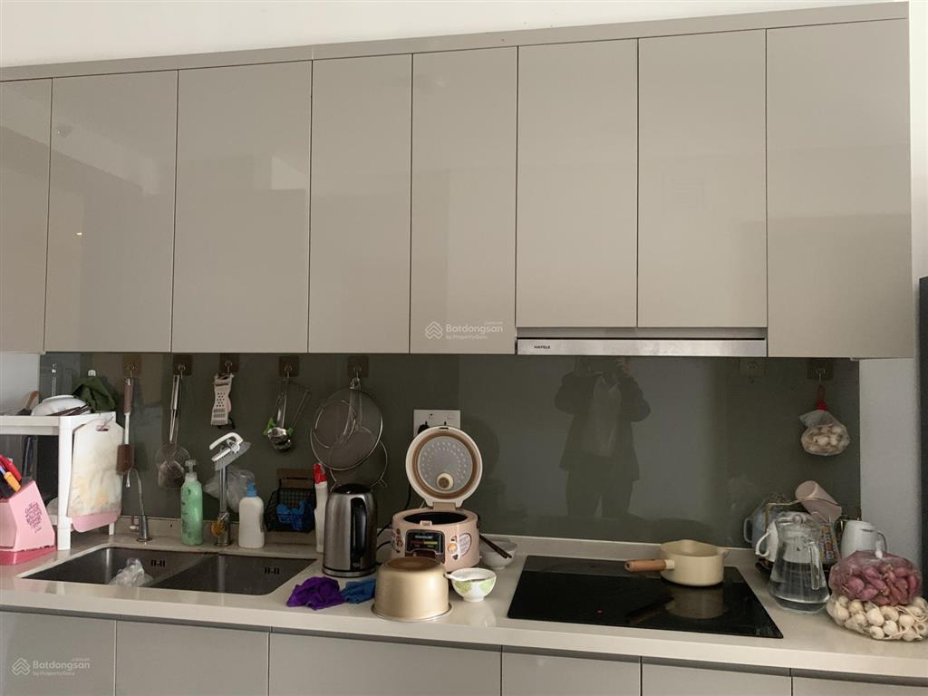 Căn hộ 2pn (55m2) tầng trung, nhà mới full nội thất, lý tưởng để an cư lâu dài cho cả gia đình.