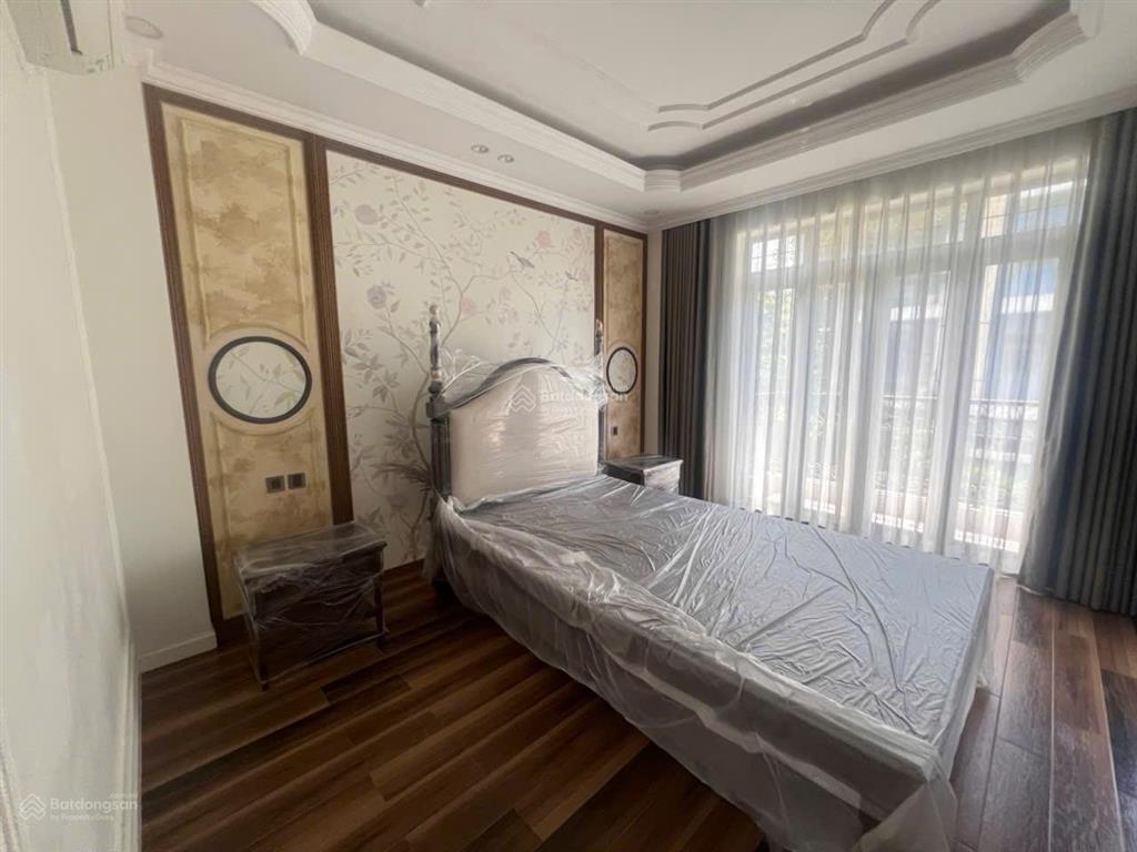 Nhà mới nguyên căn,nội thất đầy đủ cho thuê dài hạn, phù hợp gia đình an cư lâu dài, văn phòng cty