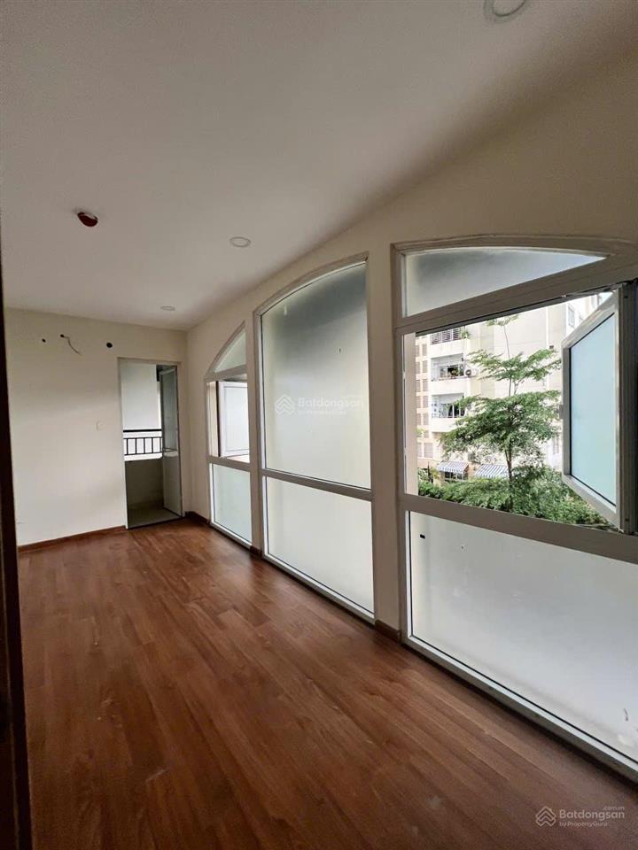 Cho thuê shophouse vừa ở vừa kinh doanh, giá thuê 7 triệu/tháng. 0934 987 ***