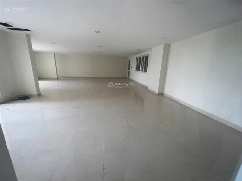 Cho thuê mặt bằng kinh doanh nguyên tầng 5 chung cư dream home palace q8. 0934 987 ***