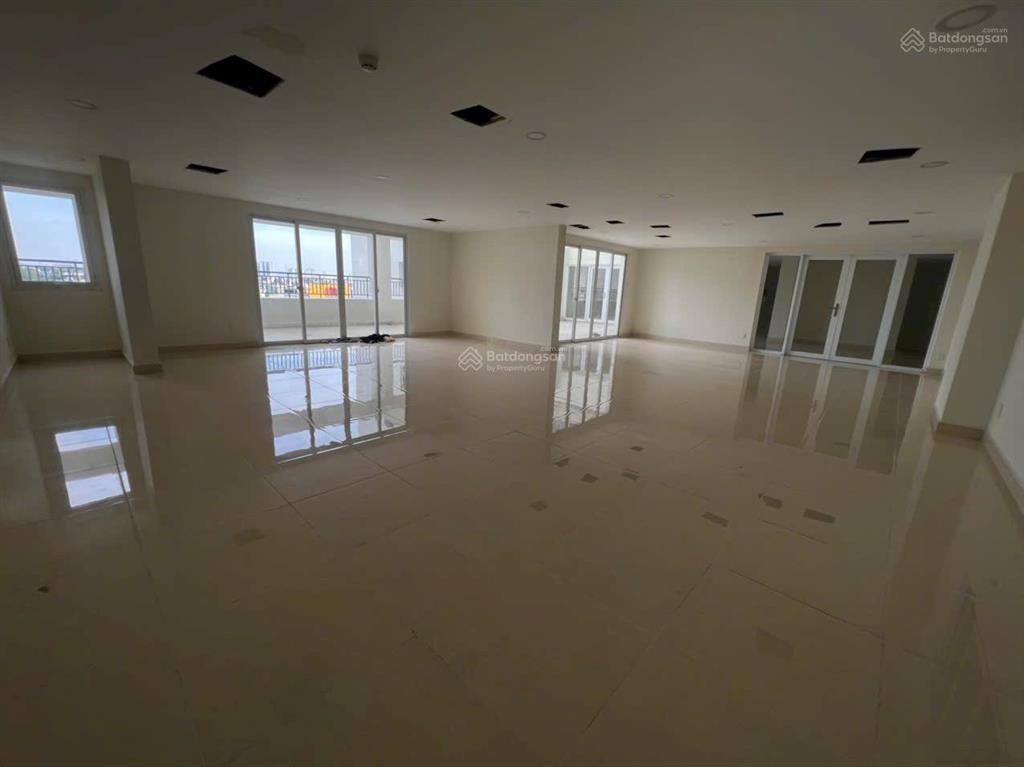 Cho thuê mặt bằng kinh doanh nguyên tầng 5 chung cư dream home palace q8. 0934 987 ***