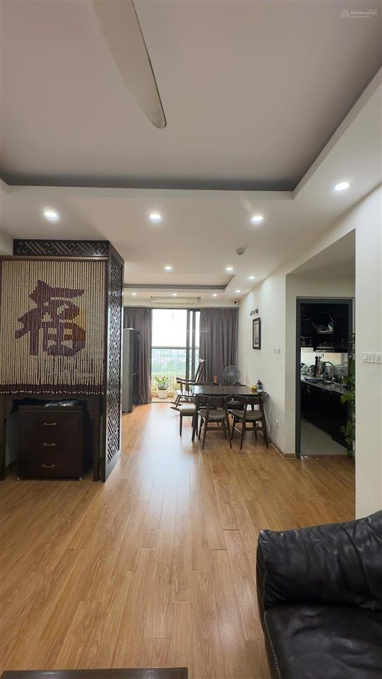 Bán căn 3pn 90m2, căn số 10 toà b chung cư ct36 định công. hướng đông năm đẹp, sẵn sổ đỏ, tầng đẹp