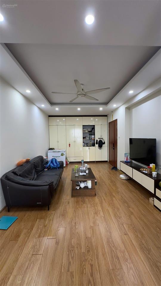 Bán căn 3pn 90m2, căn số 10 toà b chung cư ct36 định công. hướng đông năm đẹp, sẵn sổ đỏ, tầng đẹp