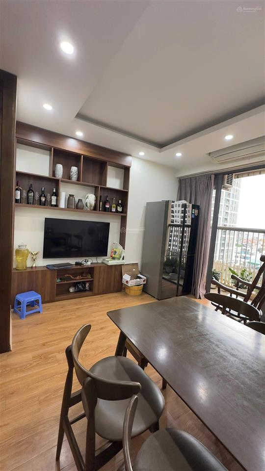 Bán căn 3pn 90m2, căn số 10 toà b chung cư ct36 định công. hướng đông năm đẹp, sẵn sổ đỏ, tầng đẹp