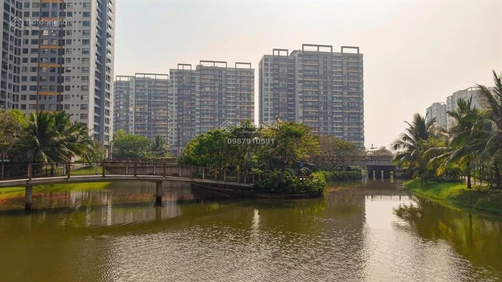 Cho thuê 2pn1wc tháp panorama 60m2 có ban công giá thuê 9 triệu ở liền