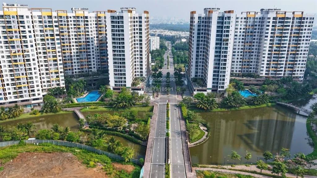 Cho thuê 2pn1wc tháp panorama 60m2 có ban công giá thuê 9 triệu ở liền