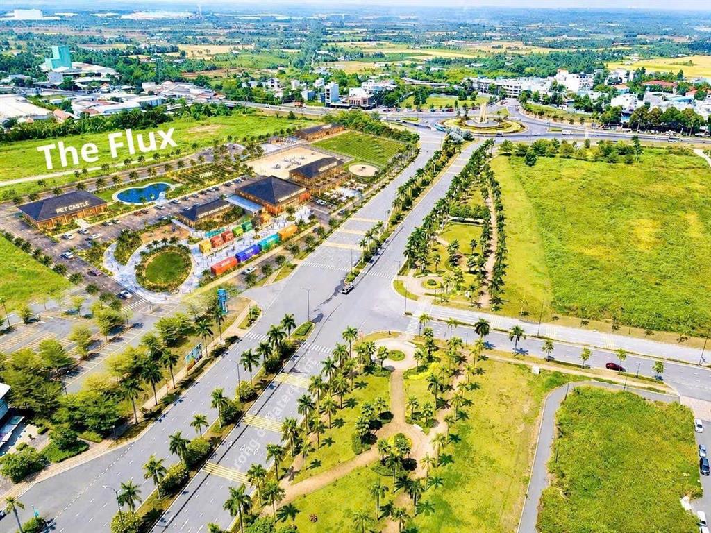Bán nhanh căn nhà phố waterpoint giá 3.95 tỷ giá tốt thị trường bán lại đã có sổ hồng riêng