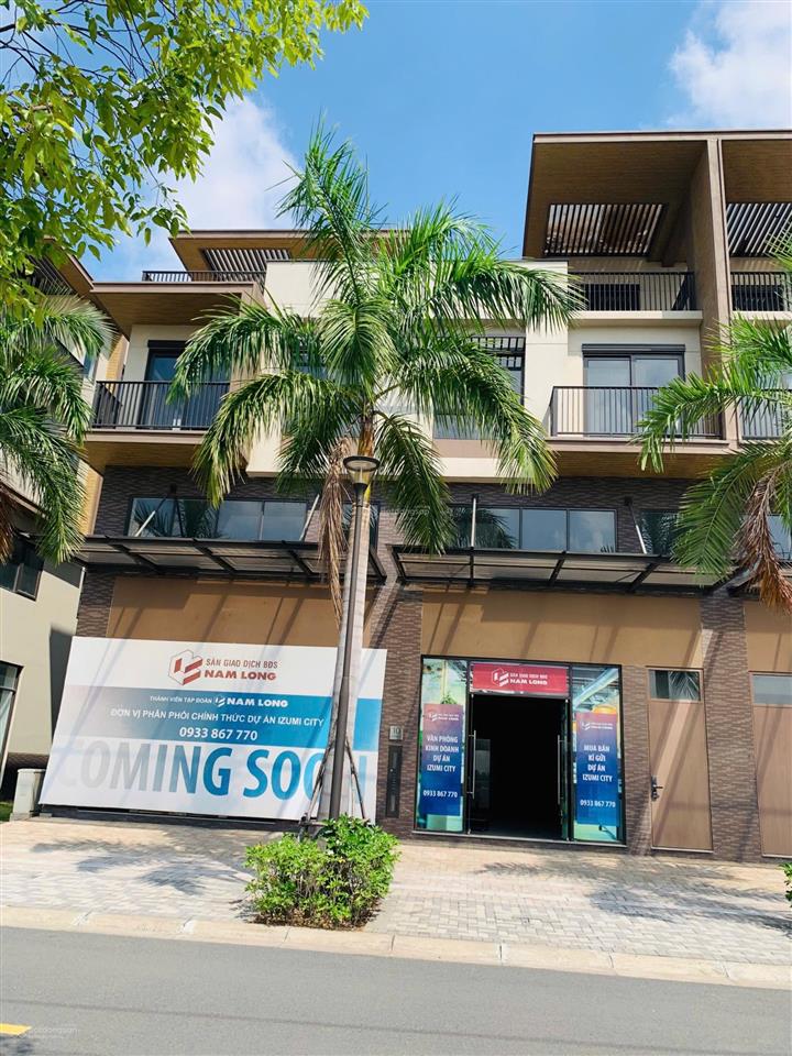 Cần bán shophouse trục mặt tiền chỉ 24 căn phân khu giai đoạn 1 giá 13,5 tỷ thuận tiện kinh doanh