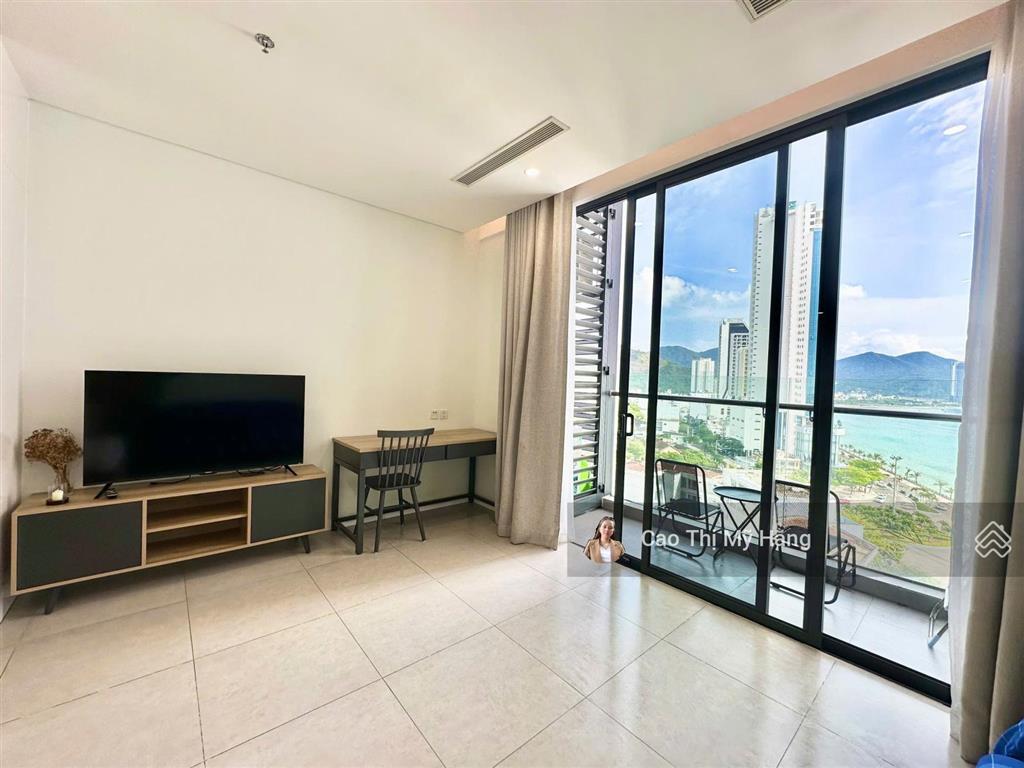 Giảm sốc căn studio scenia bay 46m2, full nội thất, chỉ còn 3.1 tỷ