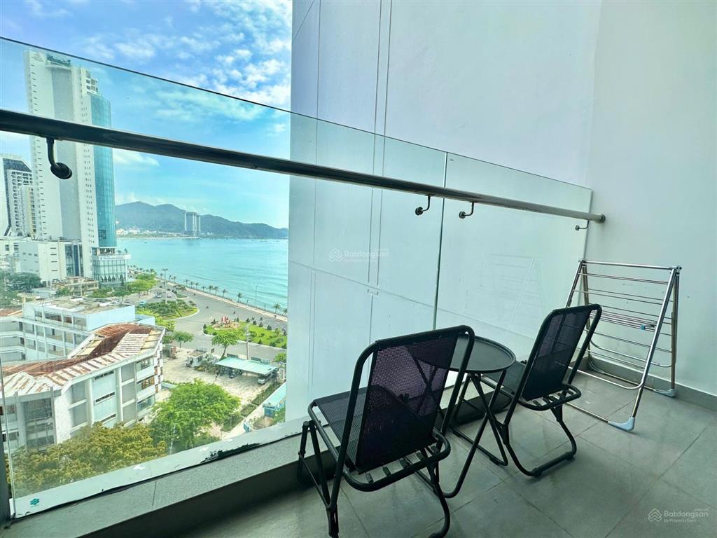 Bán rẻ căn studio scenia bay nha trang, dt 46m2 full nội thất chỉ 3.1 tỷ