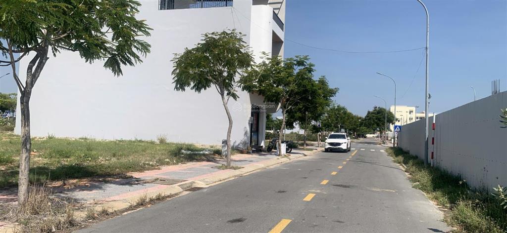 Giảm mạnh lô đất 81m2, sẵn sổ đỏ, chấp nhận thương lượng mạnh