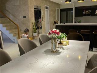 Chính chủ chào bán biệt thự 3 tầng full nội thất. đường bằng lăng 3 khu eurovillage 1 ven sông hàn.
