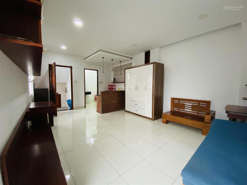 Cho thuê nhà trọ 331 phan huy ích, gò vấp 2 mặt tiền, đường 6m, bếp + wc riêng, chỉ 3.5 triệu/th