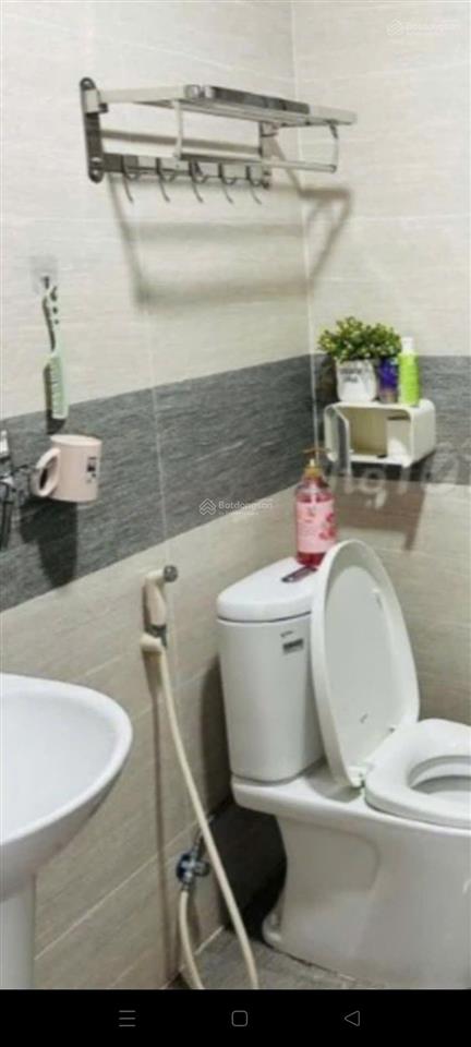 Cho thuê căn hộ 2pn ở ngõ 342 khương đình