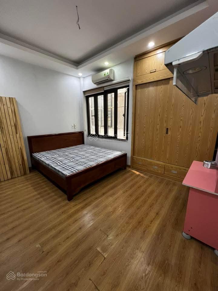 Cho thuê căn hộ tập thể 2 phòng ngủ ở ngõ 445 nguyễn trãi  thanh xuân