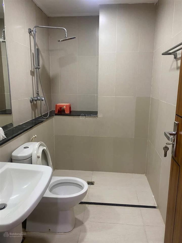 Cần cho thuê căn nhà 4 tầng ở ngõ 107 hồng mai  hai bà trưng hà nội