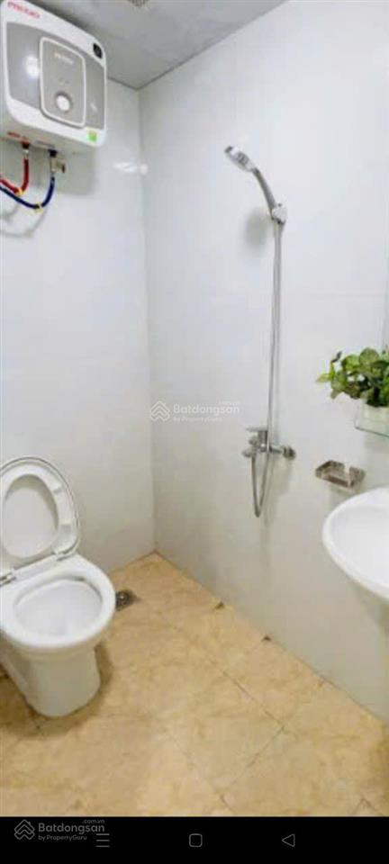 Cho thuê nhà riêng 3,5 tầng ở ngõ giếng mứt  bạch mai